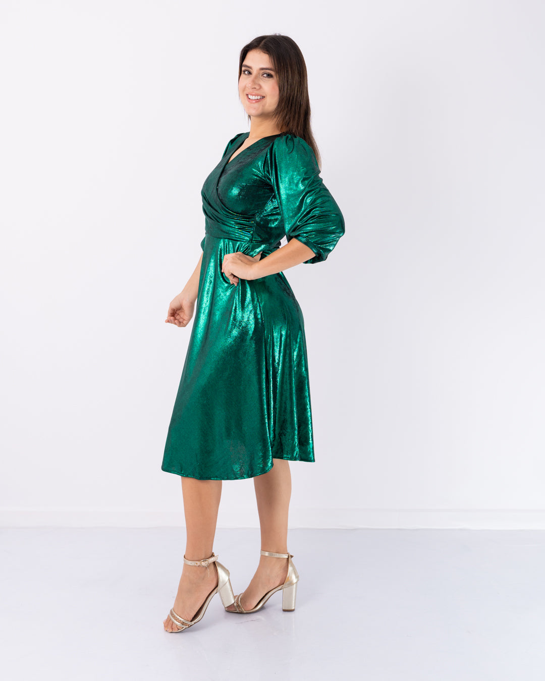 VESTIDO ROTONDO CRUZADO BRILLANTE TELA ACETATO BRILLANTE