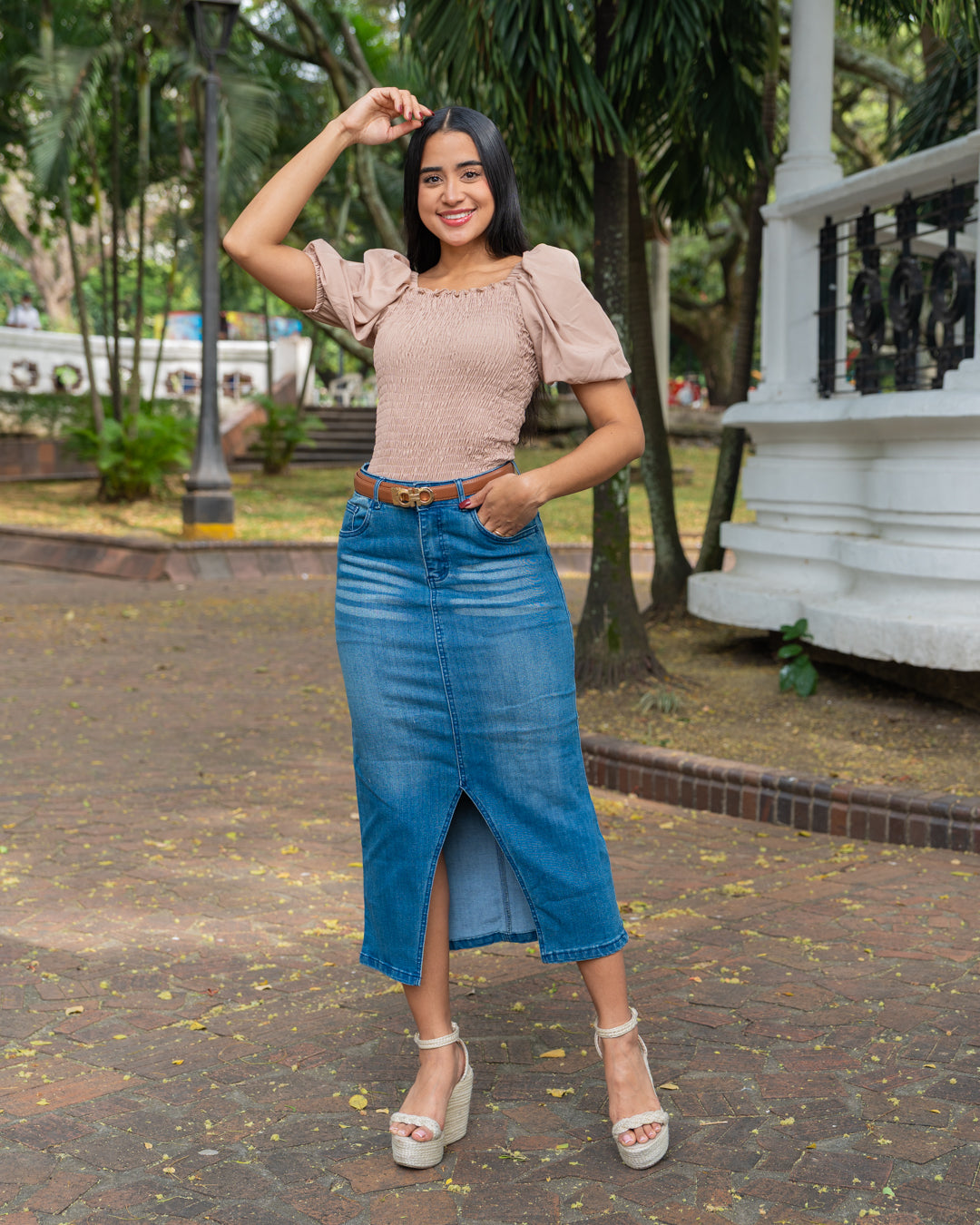 FALDA JEANS CANILLERA ABERTURA ADELANTE