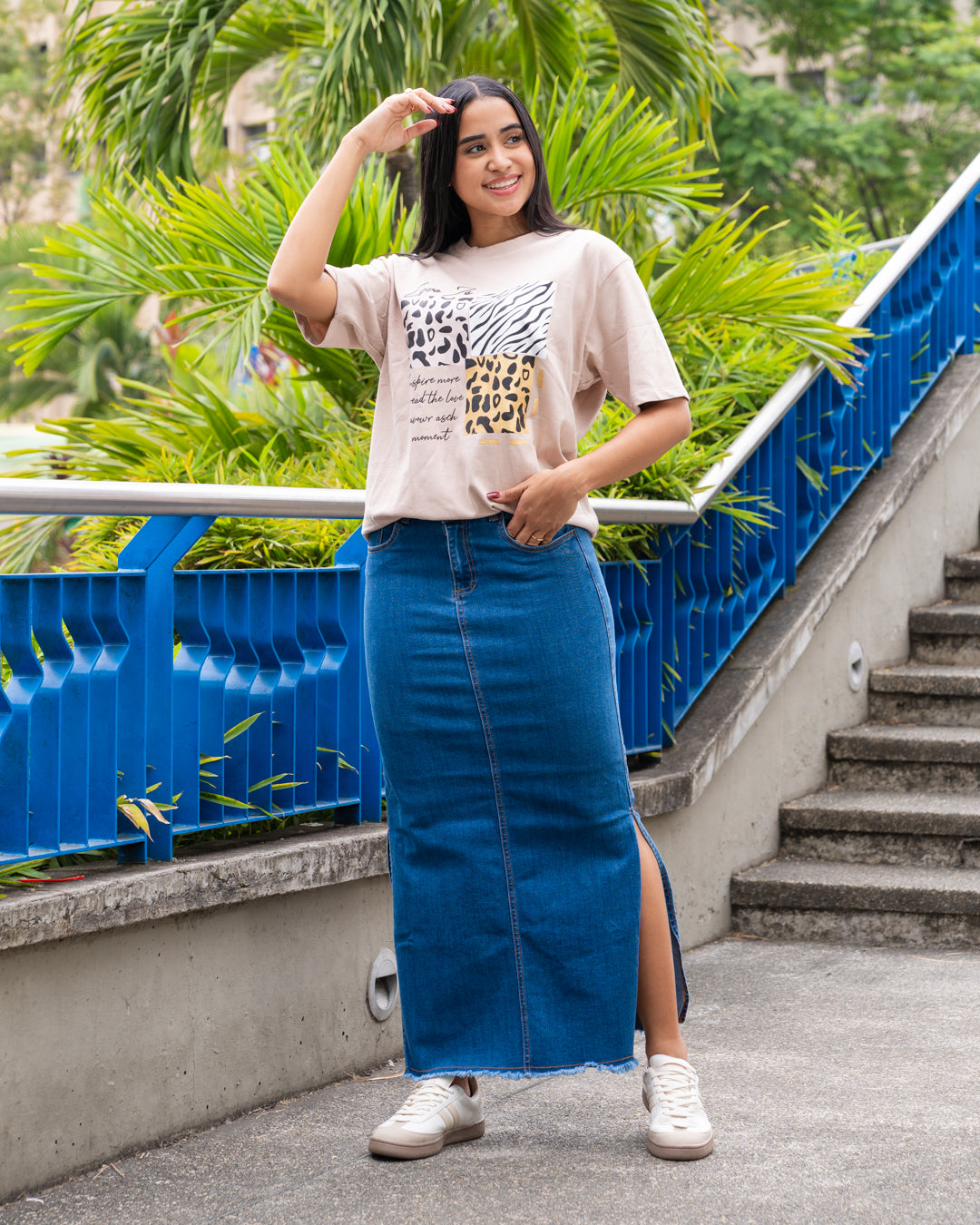 FALDA JEANS LARGA CLASICA ABERTURA ADELANTE