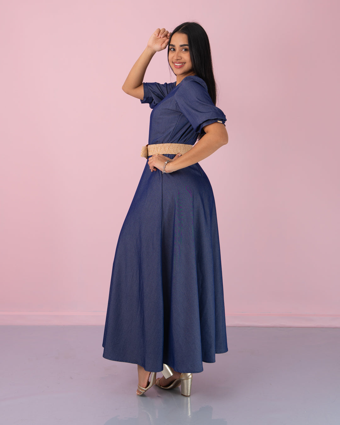VESTIDO LARGO CUELLO V TELA CHAMBRAY