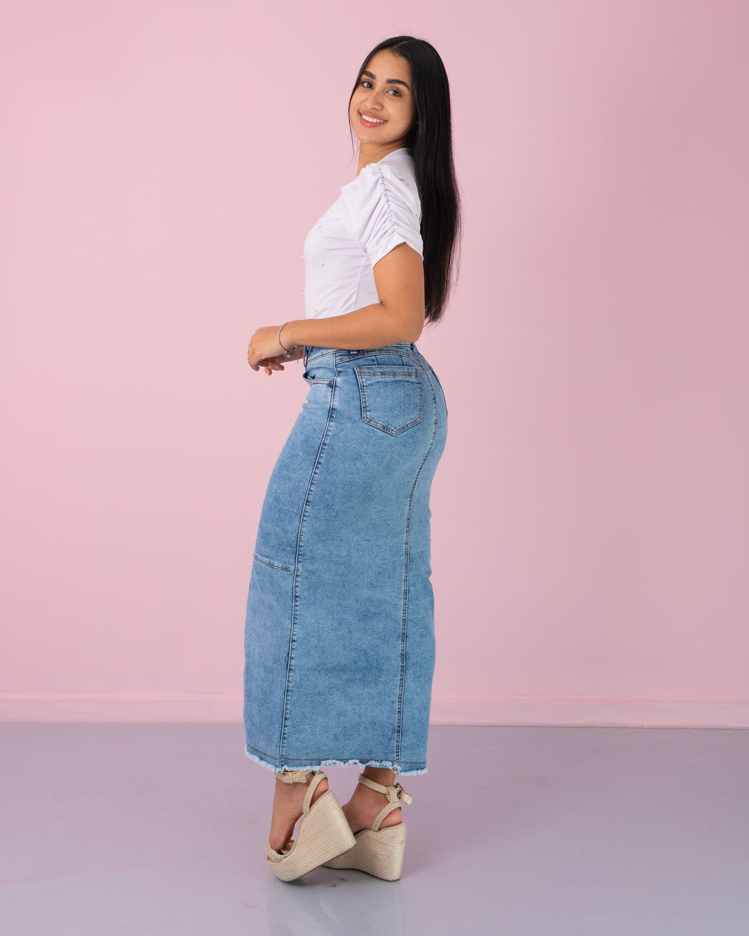 FALDA JEANS LARGA ABERTURA ADELANTE DESMECHADA