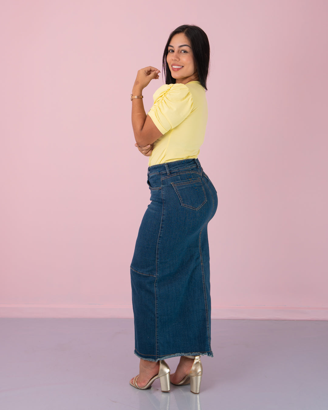 FALDA JEANS LARGA ABERTURA ADELANTE DESMECHADA