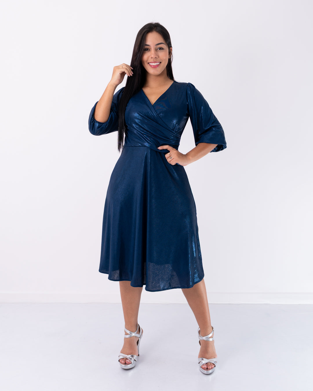 VESTIDO ROTONDO CRUZADO BRILLANTE TELA ACETATO BRILLANTE