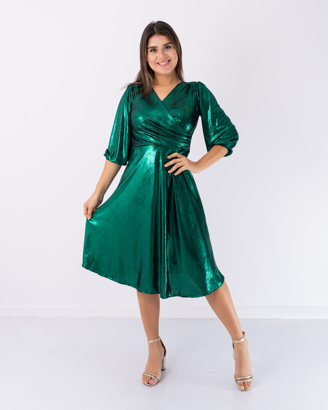 VESTIDO ROTONDO CRUZADO BRILLANTE TELA ACETATO BRILLANTE