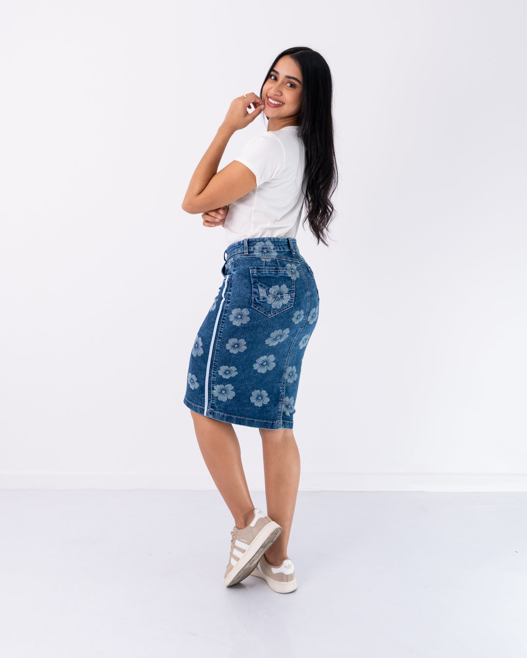 FALDA JEANS 3/4 ESTAMPADA FLORES