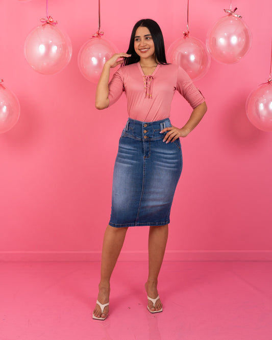 FALDA JEAN 3/4 PRETINA ANCHA 3 BOTONES