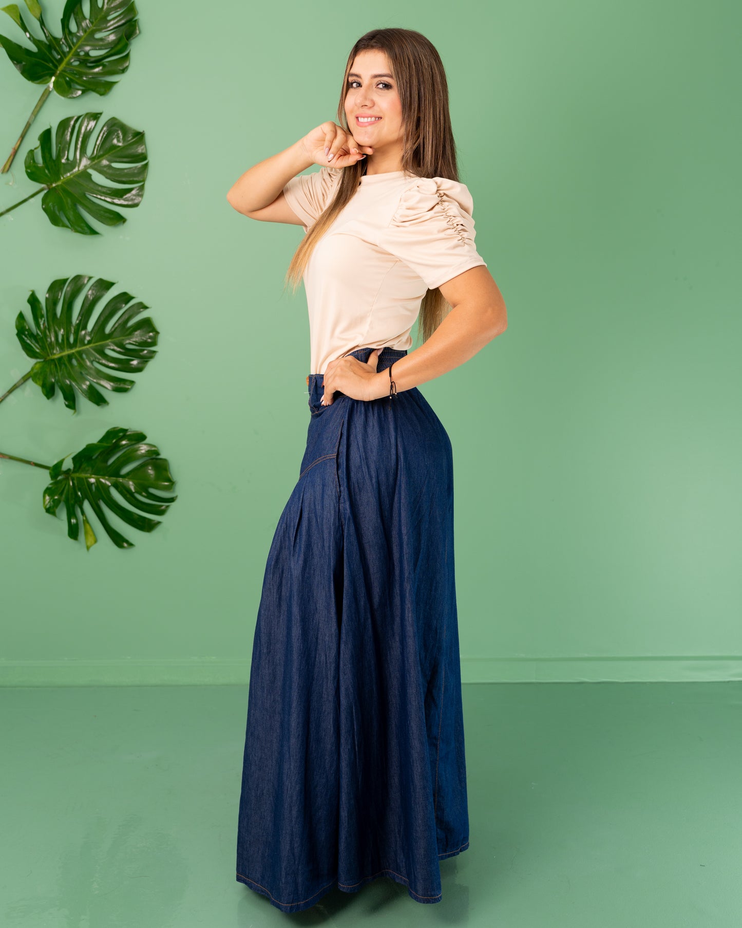 FALDA LARGA ANCHA BOTONES ADELANTE TELA CHAMBRAY