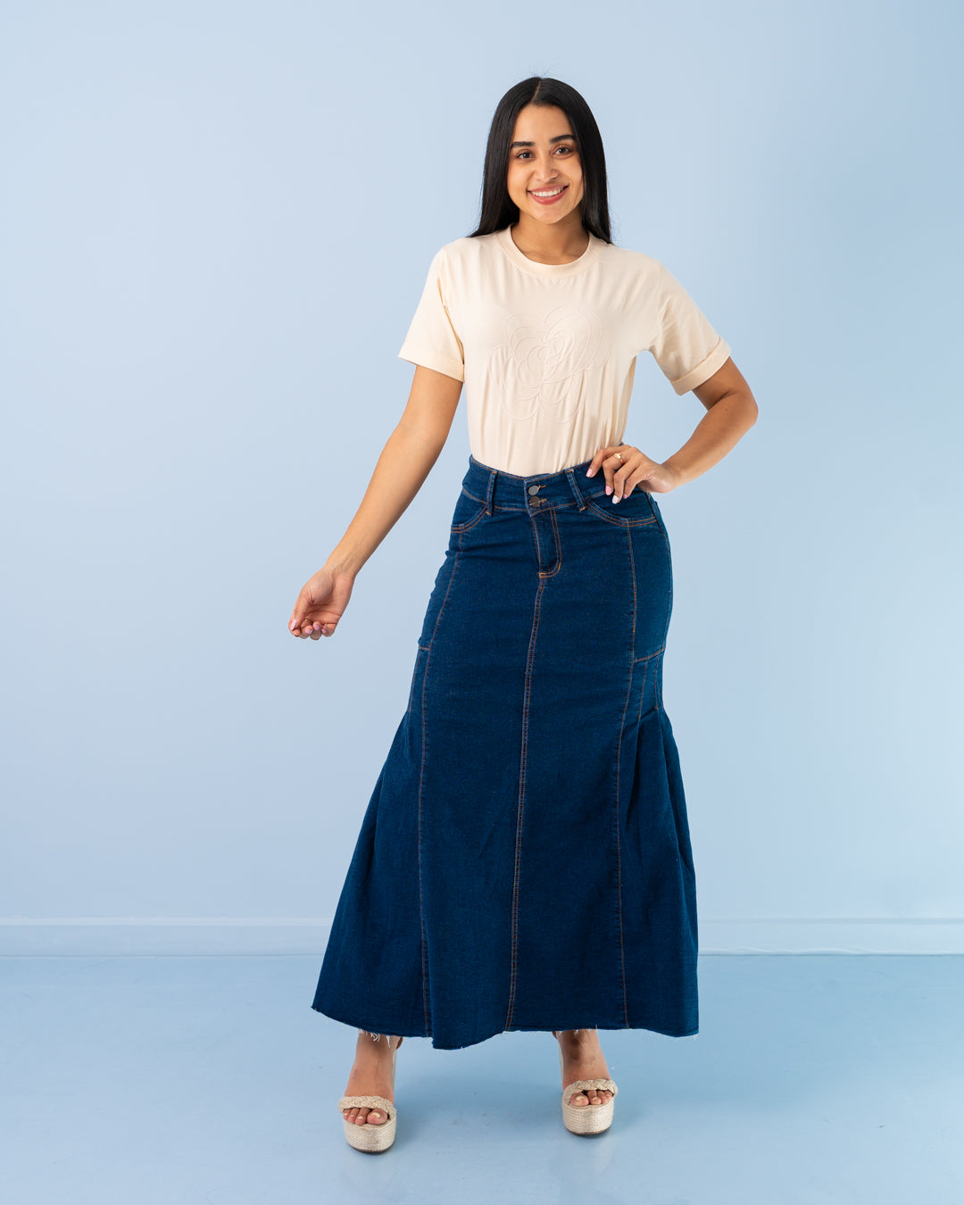 FALDA JEANS LARGA CORTES A LOS LADOS