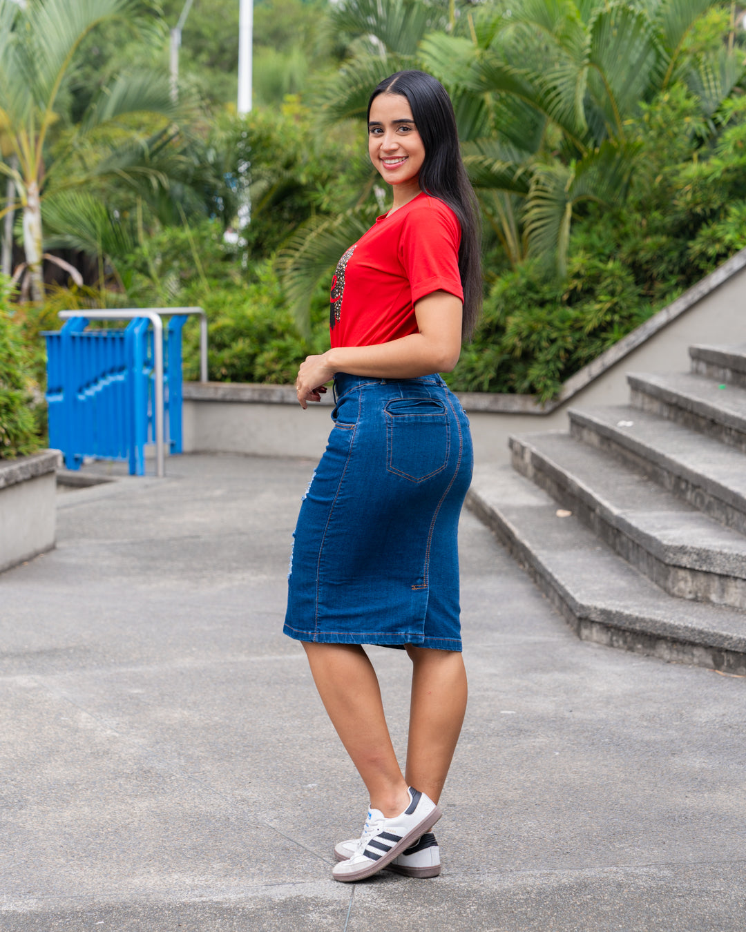 FALDA JEANS 3/4 PRETINA ALTA DESTROYER