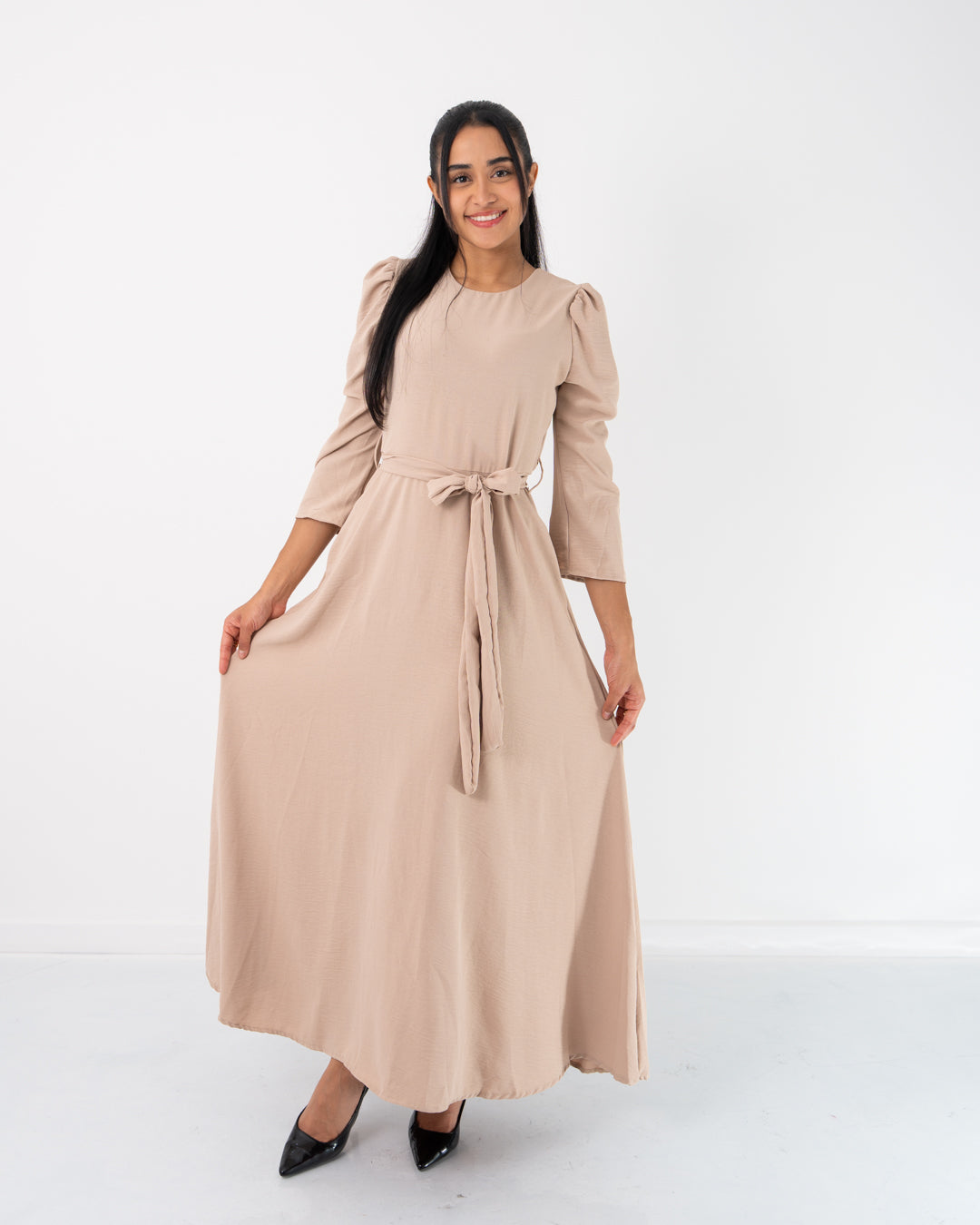 VESTIDO LARGO ROTONDO CON CINTURON