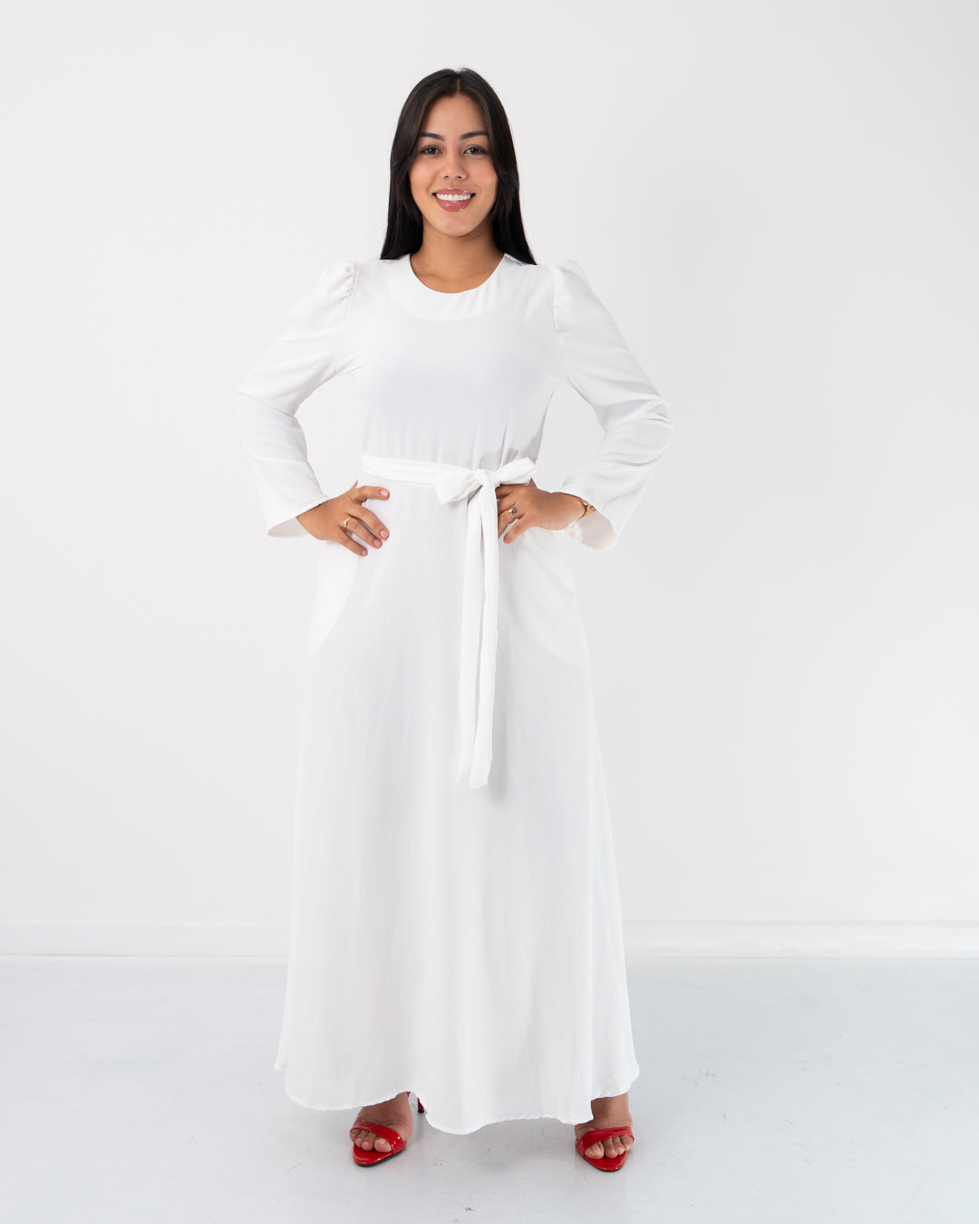 VESTIDO LARGO ROTONDO CON CINTURON