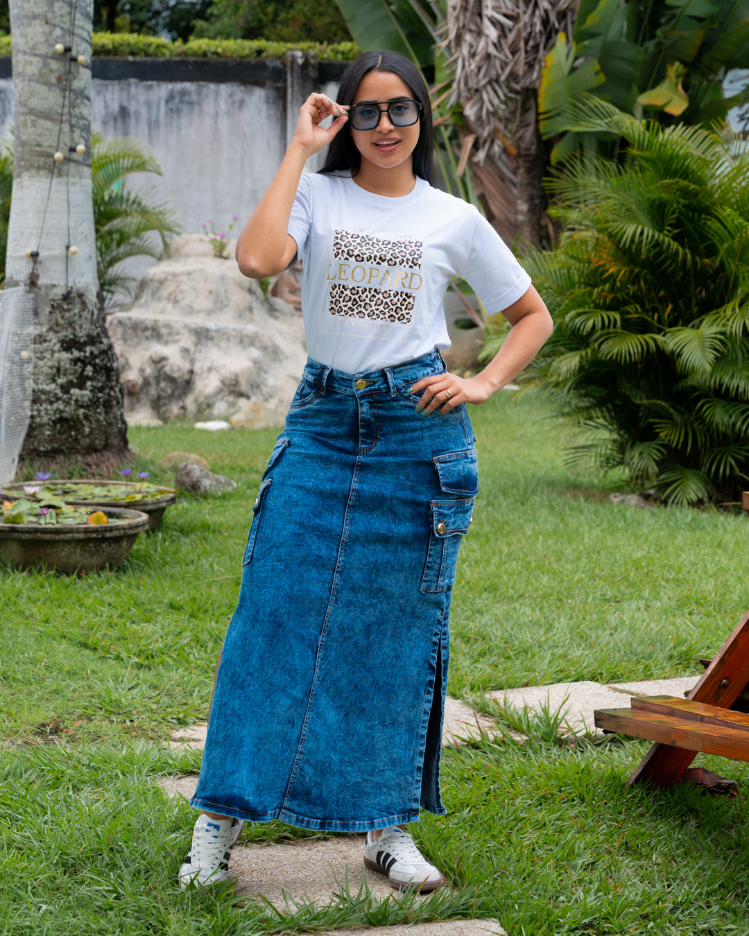 FALDA JEANS LARGA CAMUFLADA ABERTURA A LOS LADOS