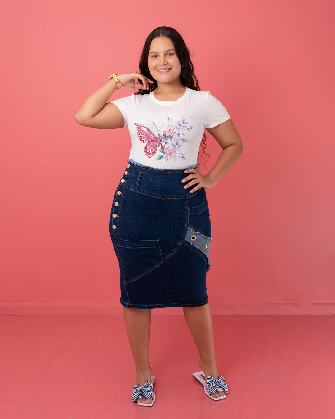 FALDA JEAN 3/4 TRES CORTES BOTONES AL LADO