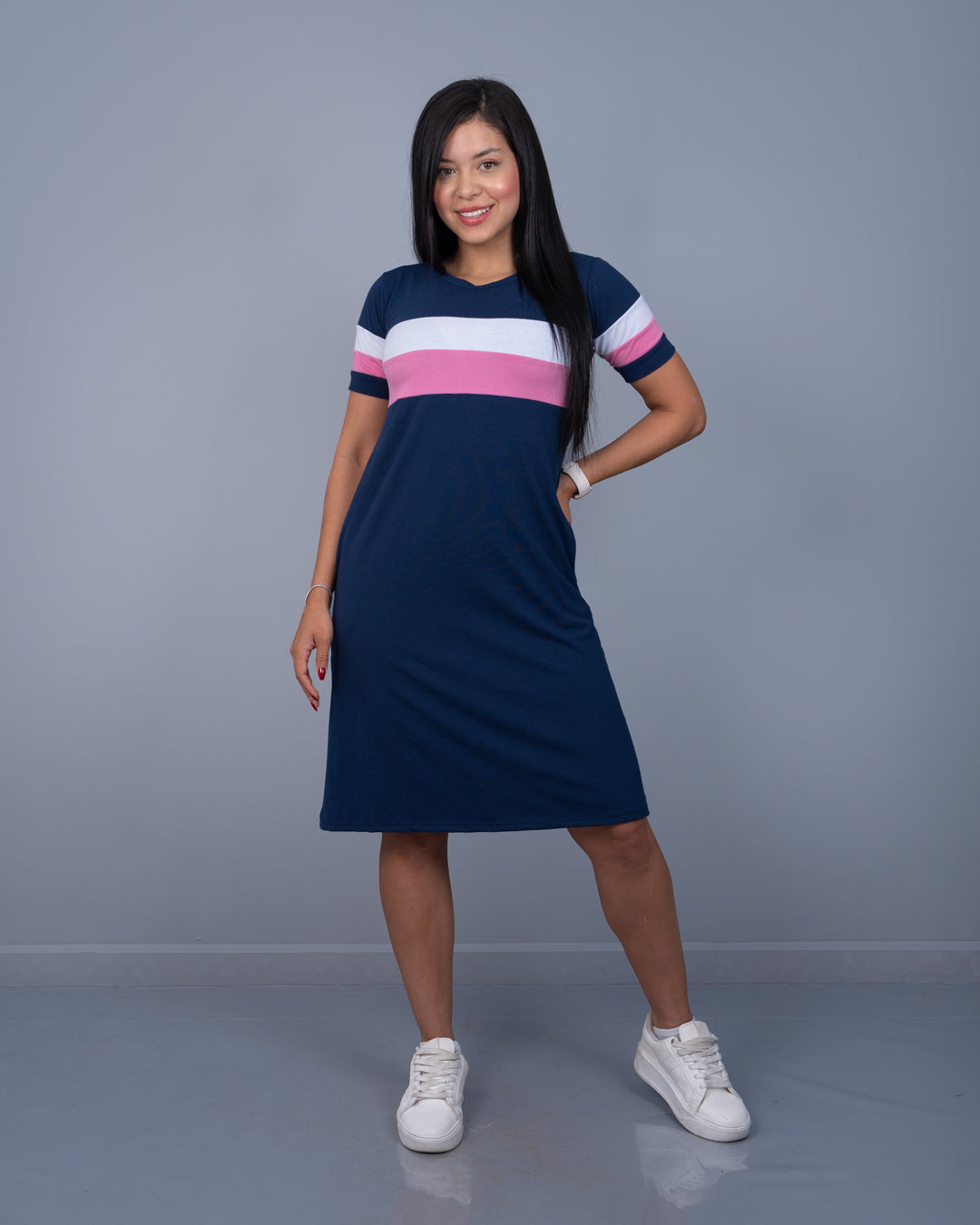 Vestido 3/4 Deportivo Tela Burda ref. 3947 en azul turquí con rosado, ropa cristiana femenina